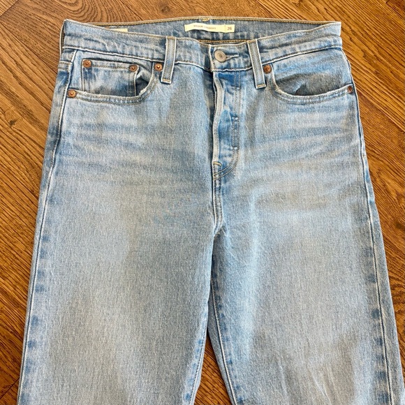 Levi’s Premium Wedgie Straight - Picture 5 of 9